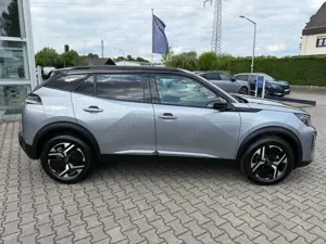 Peugeot 2008 GT 1.2 PureTech 130Navigation, 306° Kamera, Schie Bild 4
