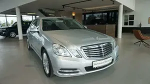 Mercedes-Benz E 200 CDI BlueEfficiency AUTOM+NAVI+SHZ+TEMPO