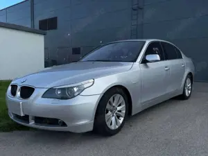 BMW 530 530i