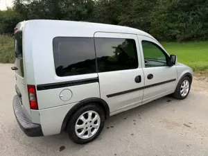 Opel Combo Corsa Combo 1.6 Bild 3