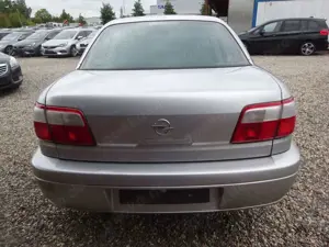 Opel Omega 2.2 16V Elegance Automatik Bild 5