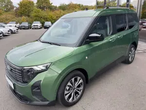 Ford Tourneo Courier A/T Titanium Carplay AHK PDC