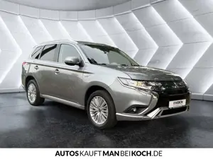 Mitsubishi Outlander 2.4 4WD Plug-In Hybrid SHZ KAMERA LED Bild 5