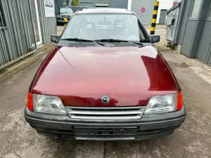 Opel Kadett Oldtimer H Kennzeichen Automatik Schiebedach Bild 2