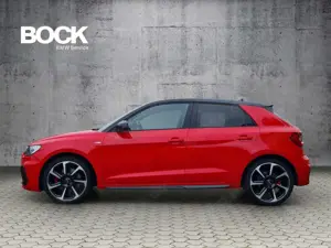 Audi A1 30 TFSI S line Bild 3