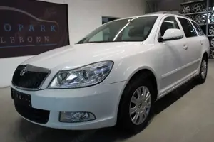 Skoda Octavia Octavia 1,6 TDI*Ambition*PDC*AHK*Klima*AUX Bild 1