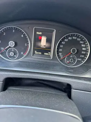 Volkswagen T5 Multivan DSG 4MOTION BMT Highline Bild 4