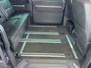 Volkswagen T5 Multivan DSG 4MOTION BMT Highline Bild 5