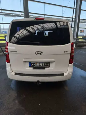 Hyundai H-1 2.5 CRDi Travel Premium Bild 3