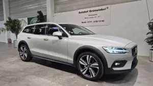 Volvo V60 Cross Country V60 CC Diesel B4-D AWD Geartronic Pro Bild 5