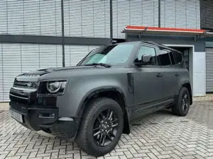 Land Rover Defender 110 X-Dynamic SE AWD OFFROAD+WINTER+AHK
