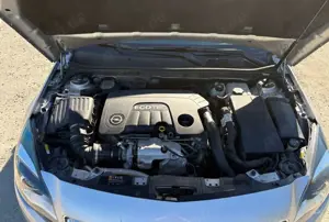 Opel Insignia Insignia 1.6 CDTI Sports Tourer ecoFLEXStart/Stop Edition Bild 3