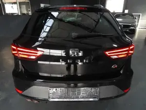 SEAT Leon LEON FR 1.8 TSI DSG FAST LANE Bild 5