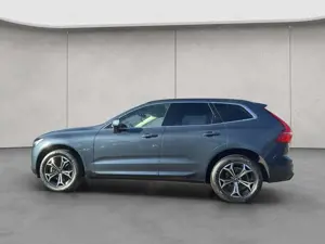 Volvo XC60 XC60 B4 B Geartronic Momentum Pro *LED* Bild 2
