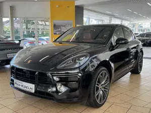 Porsche Macan Turbo*PANO*CRONO*LuFT*PCCB*360°*DiSTR*18-W
