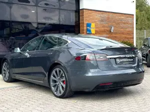 Tesla Model S Performance 100D Panorama 21 Zoll Bild 5