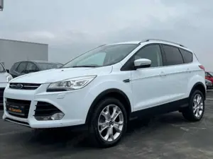 Ford Kuga 2.0TDCI Titanium 4x4 Aut Xen Leder PDC AHK