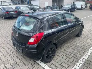 Opel Corsa D CATCH ME Bild 3