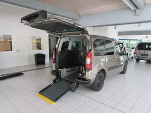 Peugeot Partner Tepee Rollstuhtr./Behinderteng/Automatik