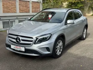 Mercedes-Benz GLA 200 Style *Assist*BiXenon*SHZ*