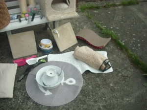 Restliches Katzenzubehör abzugeben