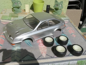 Kyosho Ford Sierra Cosworth RS 500 Karo + Disc Räder 1 10 RC Car