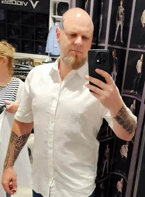 Paar sucht Frau für FFM  Bild 2