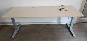Schreibtisch 80x200 el. höhenverstellbar