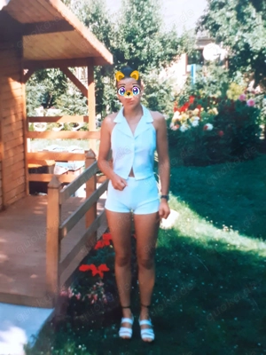 Verkaufe Bilder, Videos und getragene Unterwäsche