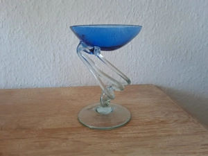 2 Glaskelche mundgeblasen, rot und blau Bild 3