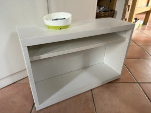 Besta Regal und Tür zu verschenken