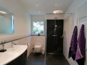 Einzigartiges Mehrfamilienhaus Bauernhof mit 3,7 ha Fläche und Brennerei in unverbaubarer Traumlage Bild 6