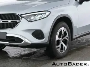 Mercedes-Benz GLC 300 GLC 300 e 4M AVANTGARDE Advanced+ AHK RFK Memory Bild 4