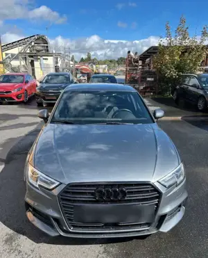 Audi A3 1.8 T Automatik Ambiente Bild 2