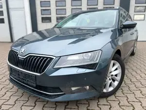 Skoda Superb Combi Style ** Leder**Pano**Automatik