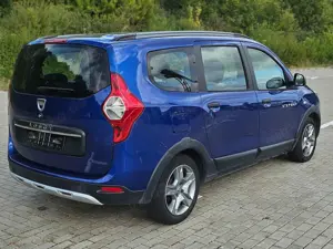 Dacia Lodgy TCe 130 GPF (7-Sitzer) Stepway NAVI KAMERA Bild 4
