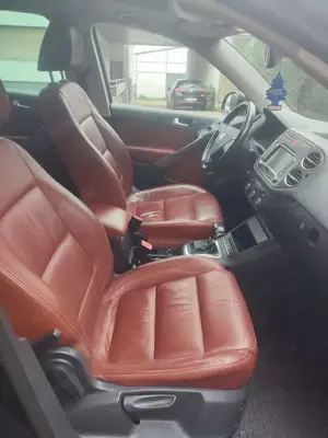 Volkswagen Tiguan Tiguan 2.0 TDI DPF 4Motion Automatik Sport Bild 5