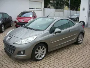 Peugeot 207 CC 1,6TPH *Roland Garros*voll-Service