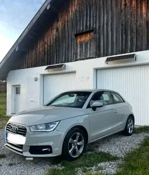 Audi A1 A1 1.0 TFSI ultra Bild 2