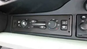 Porsche 993 911 Carrera Cabrio tiptronic litronic Bild 2