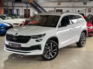 Skoda Kodiaq SPORTLINE+7-SITZ+4X4+SHZ+AHK+UNFALLFREI+GARANTIE