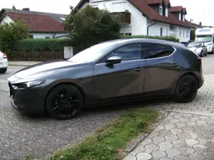 Mazda 3 Skayactiv AWD Leder Navi Sitzhei. Standhei. Kamera