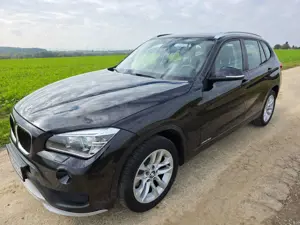 BMW X1 X1 xDrive18d Allrad Automatik AHK TÜV-neu 4xWR