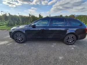 Skoda Octavia Combi 1.6 TDI Ambition Bild 3