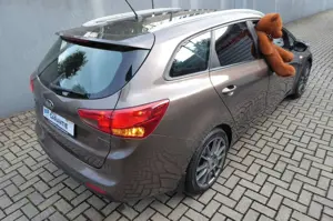 Kia Ceed / cee'd sw Edition 7 Bild 4