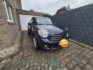 MINI One Countryman