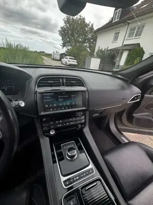 Jaguar F-Pace F-Pace 20d AWD Aut. R-Sport Ingenium Edition