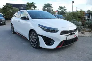 Kia ProCeed / pro_cee'd ProCeed GT, Facelift,Bastuckanlage,AHK abnehmbar