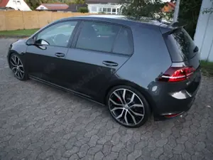 Volkswagen Golf VII GTI 2.0 TSI NAVI/GRA Bild 5