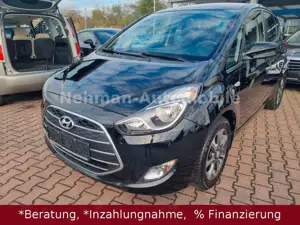 Hyundai iX20 1.4 Space Plus-Paket blue